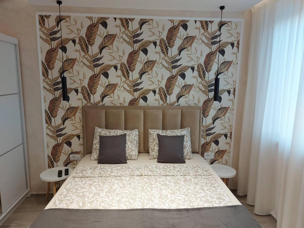 Kat Apartman Apartment Subotica Bagian luar foto
